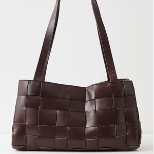St Agni woven tote